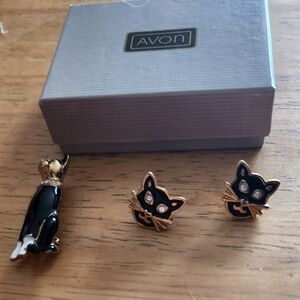 Avon BLACK CAT EARRINGS & SITTING KITTY BROOCH Cute Stylish Halloween